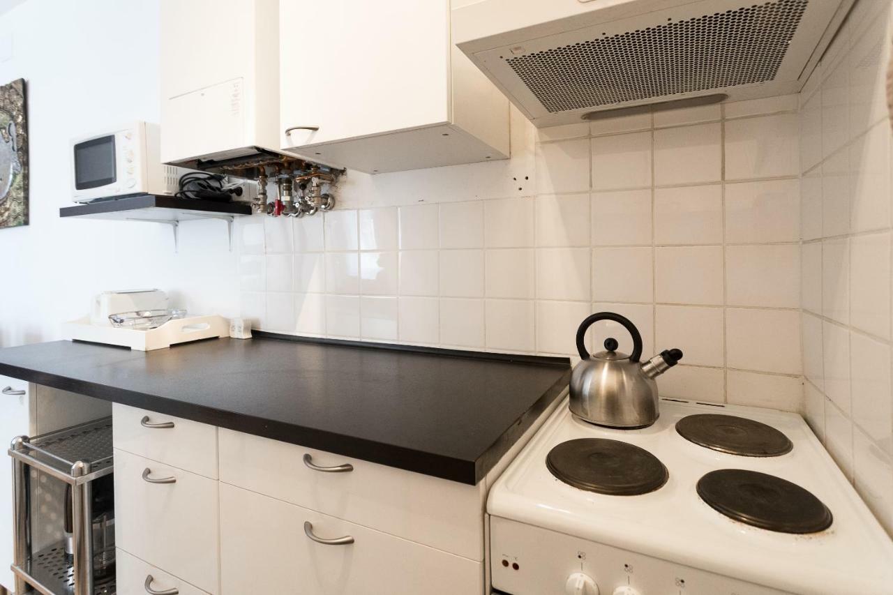 Lovely Two Level Apartment For Families Wina Bagian luar foto